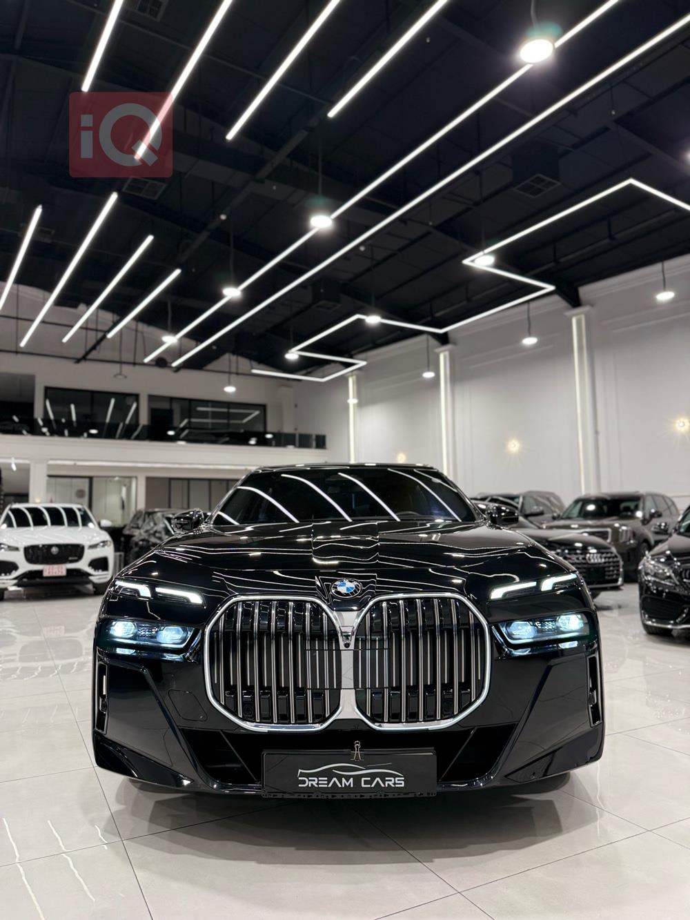 بي ام دبليو الفئة 7